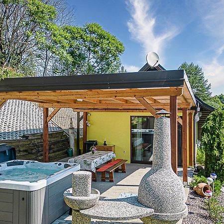 Ladybug House With Whirlpool - Happy Rentals Fokovci Zewnętrze zdjęcie